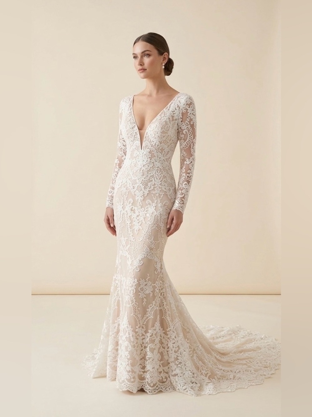 Elegant Ivory Lace Gown with Champaign Lining